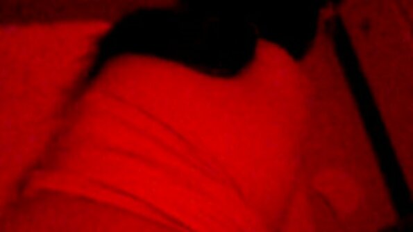 Arquivos de Errotica: Leonie - pornor com coroas noite aconchegante