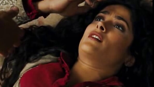 Anal Angels: Kimberly Clark - Massagem vídeo pornô só das coroas nas costas dá orgasmo anal