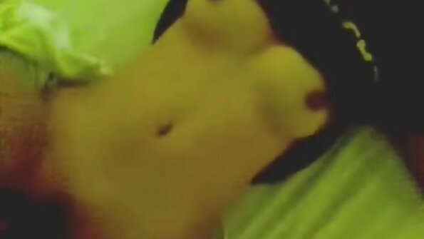 No Paraíso Dominika vídeo pornô com mulheres de 60 anos C