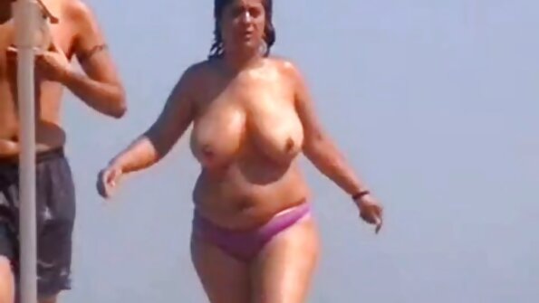 Natasha Blu, Silvia Sage - hora do banho para duas vídeo pornô de coroas de 50 anos gatas