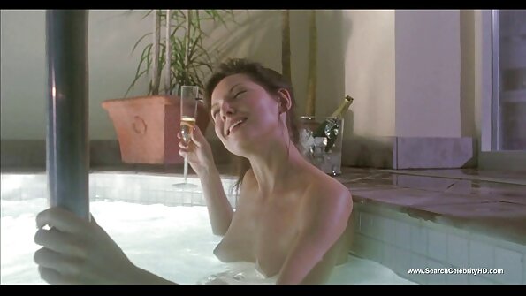 Dorcel Vision - O vídeo pornô com coroas prisioneiro