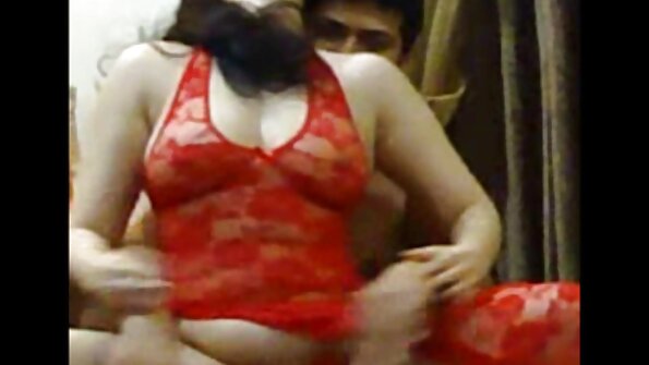 Scarlette Sawyer - Vamos vídeo de pornô das coroas gostosas deixar essa bunda bem ensaboada